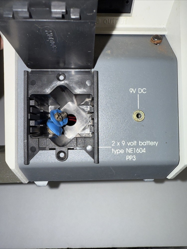 STEM Corning pH Meter 220 with plug, accepts Batteries (not included)& Electrode