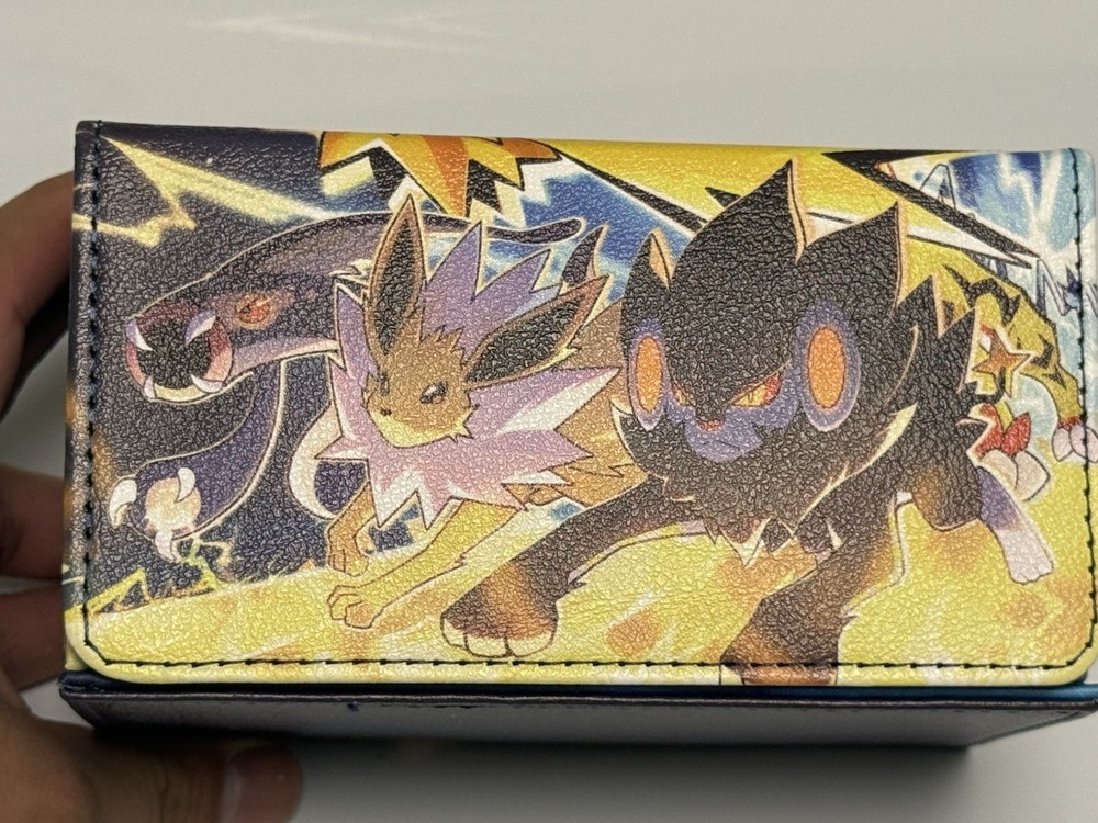 Pikachu Lighting Deck Box