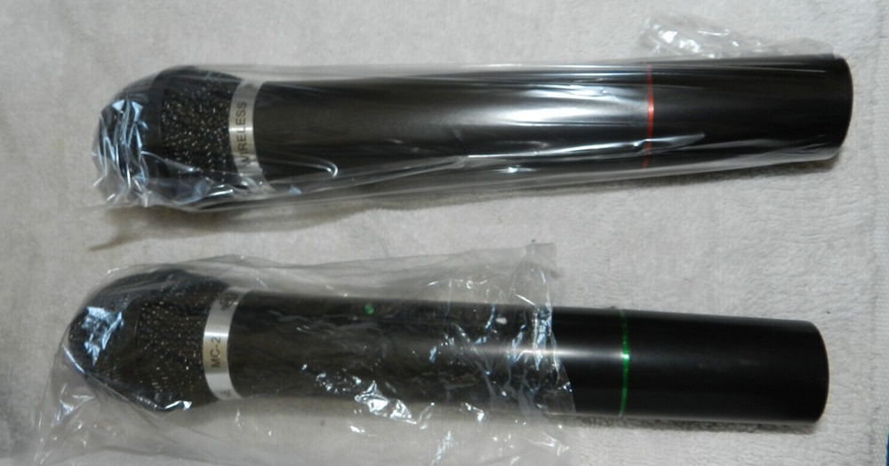 Dolphin MC2 Professional 2 pc wireless microphone system