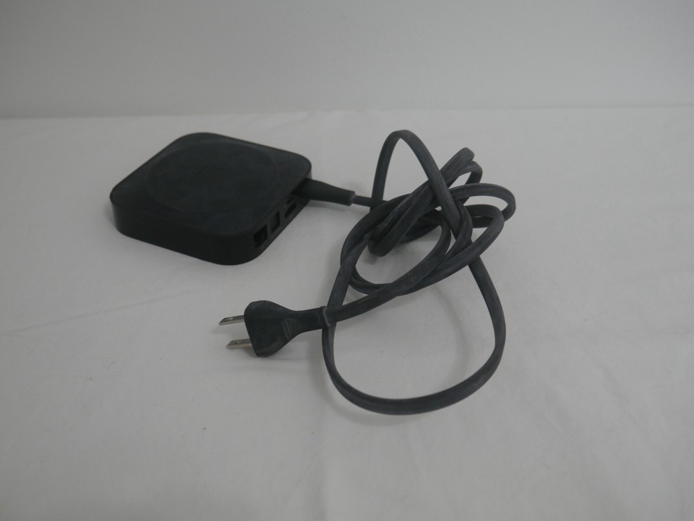 Apple TV A1469 3rd Generation No Remote (2B2)