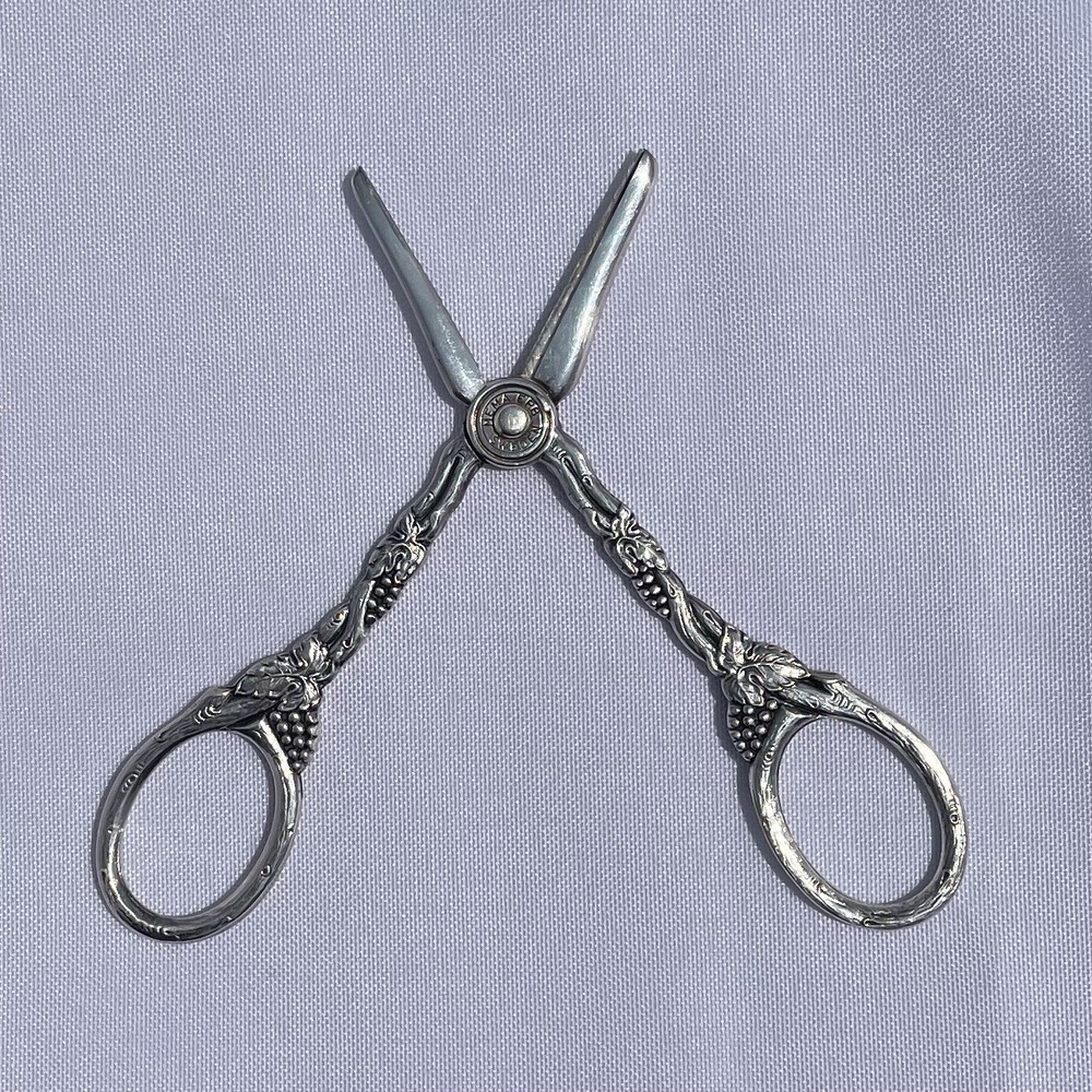 Vintage Mema Sweden Silver Plated Grapevine Small Sewing Scissors