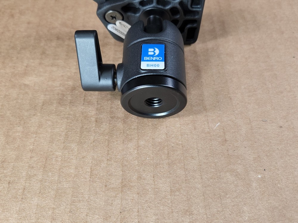 Benro BH00 Standard Size Ballhead Single One-Touch w/ Quick Release
