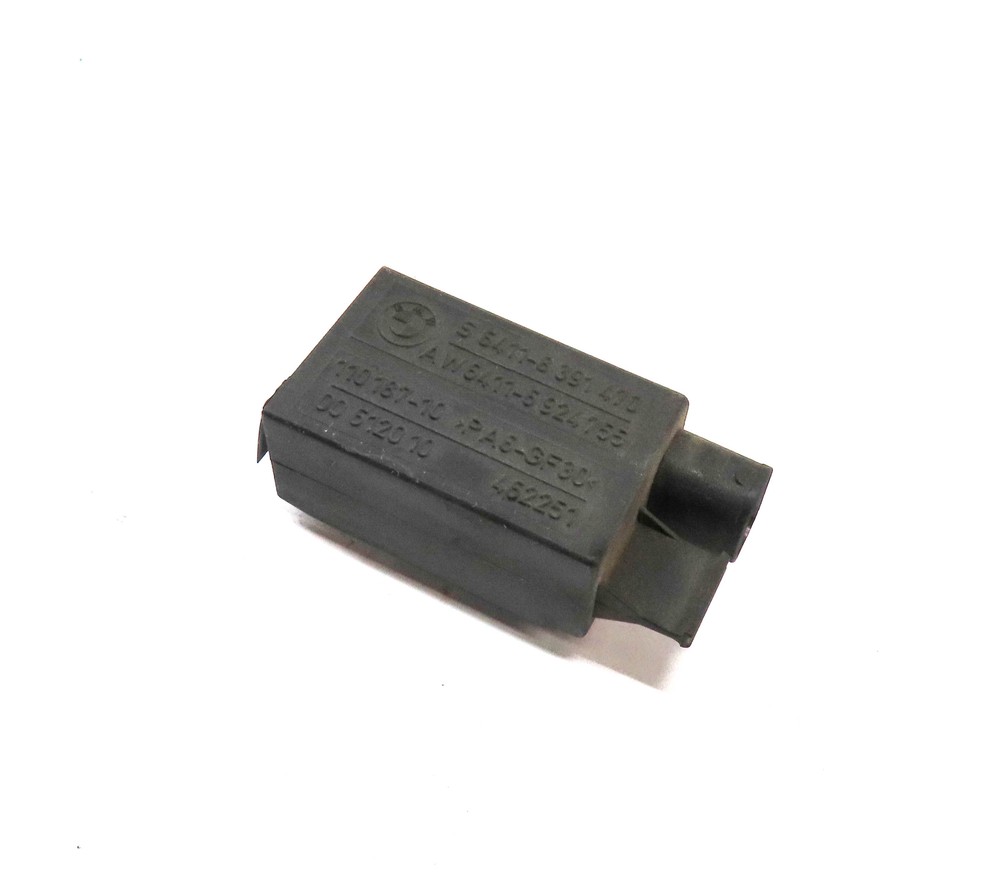 2012 RANGE ROVER (L322) AUC AUXILIARY COOLING FAN SENSOR MODULE