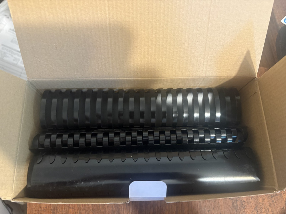 9 Binditek Pack Plastic Binding Comb Spines, 2 Inch Diameter,450 Sheet Capacity