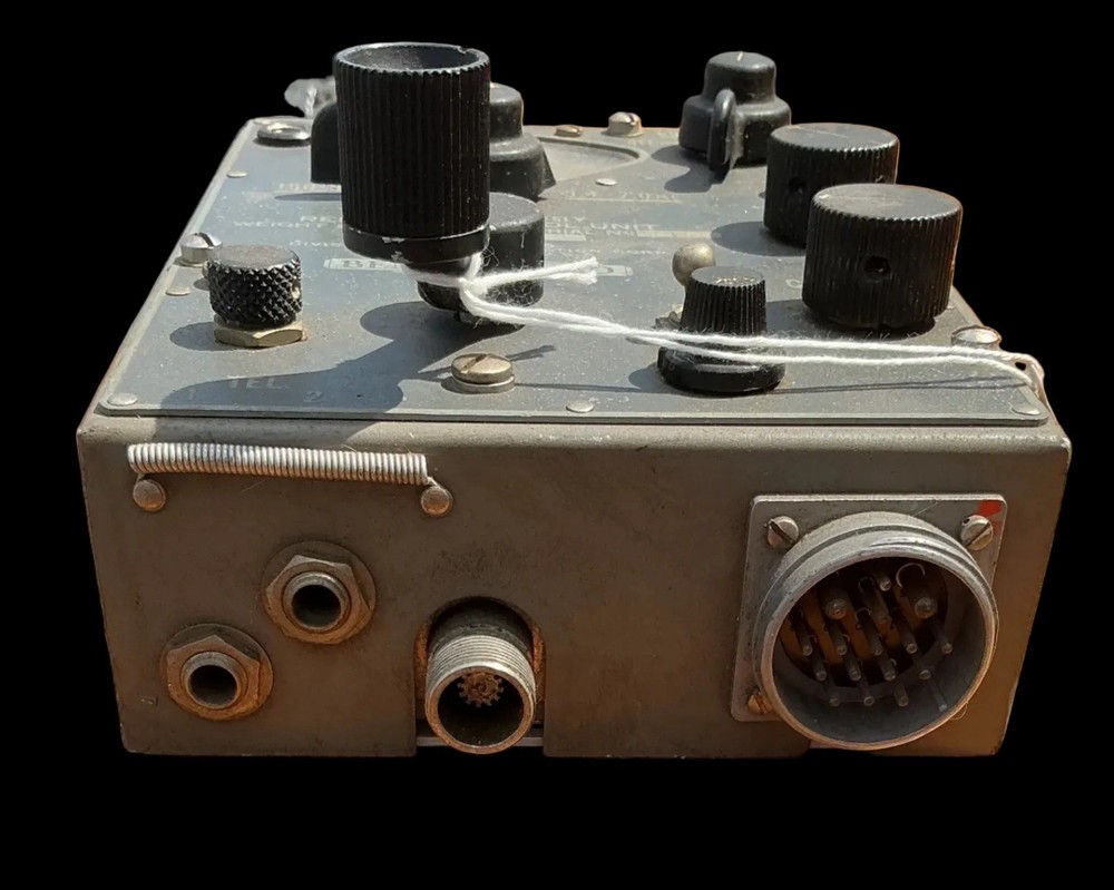 Bendix MN-28Y Remote Control Unit – WWII Aircraft Radio / Compass Control Panel