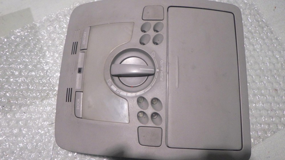 06 LEXUS IS250 Front Console roof