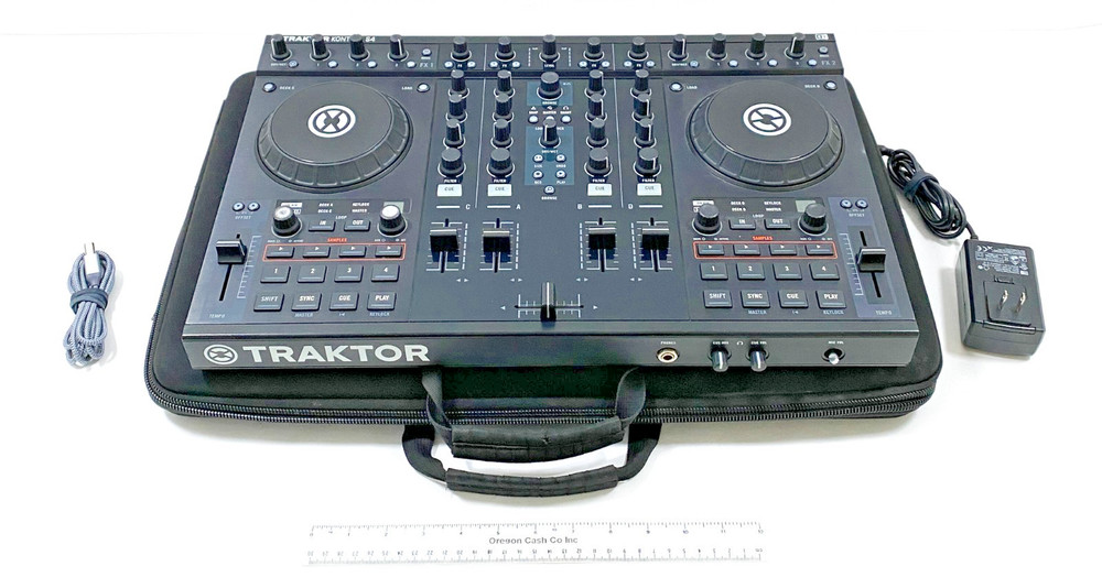 Native Instruments Traktor Kontrol TS4 MK1 DJ Controller w/AC Adapter & PC Cable