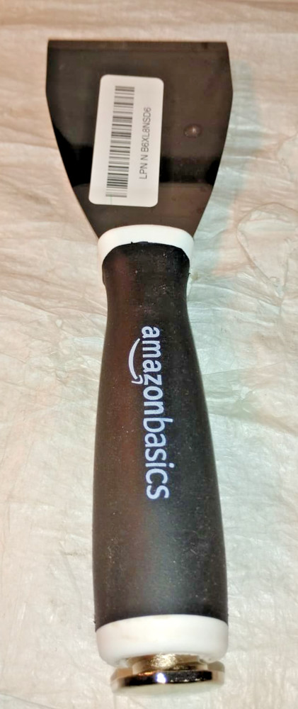 Amazon Basics Soft Grip Bent Scraper 3" with Pole Socket & Hammer End for Paint