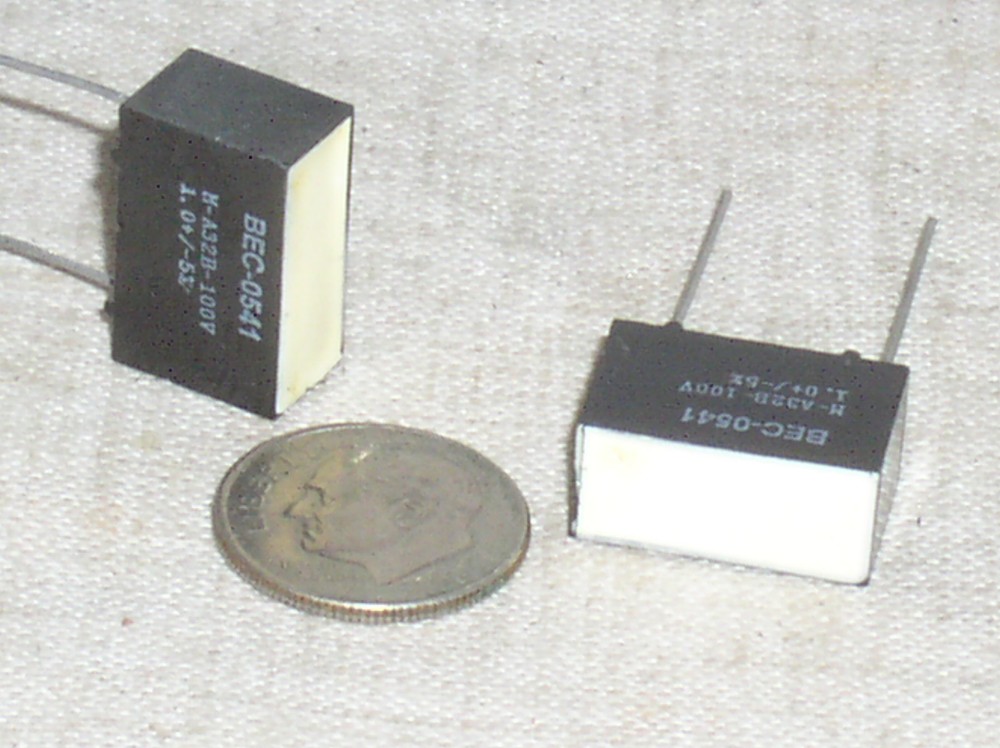 2 BISHOP ELECTRONICS A32B105 METALIZED POLYESTER AUDIO CAPACITOR 1UF 100V USA
