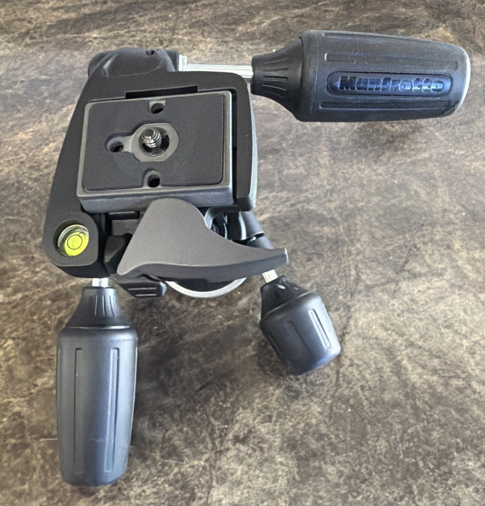 Manfrotto Camera Tripod Pan Head - Model 804RC2 - USED