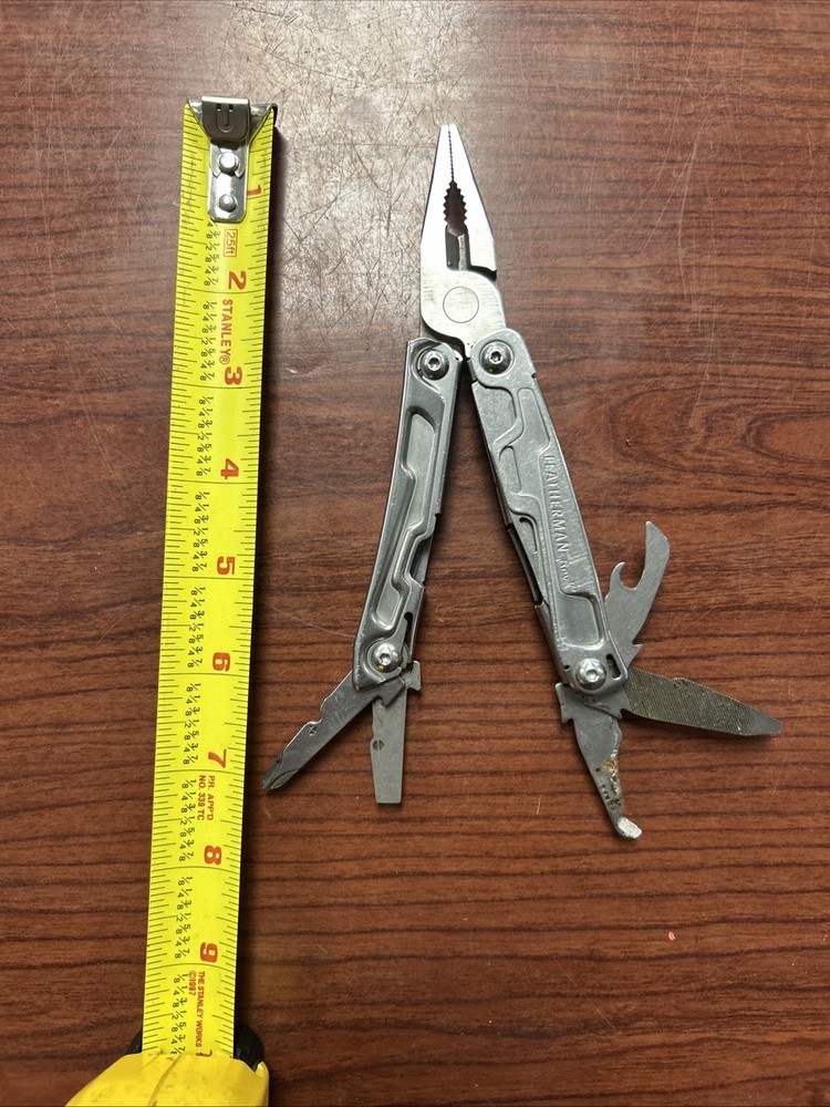 Leatherman Rev 3.8" Multi-Tool, Stainless