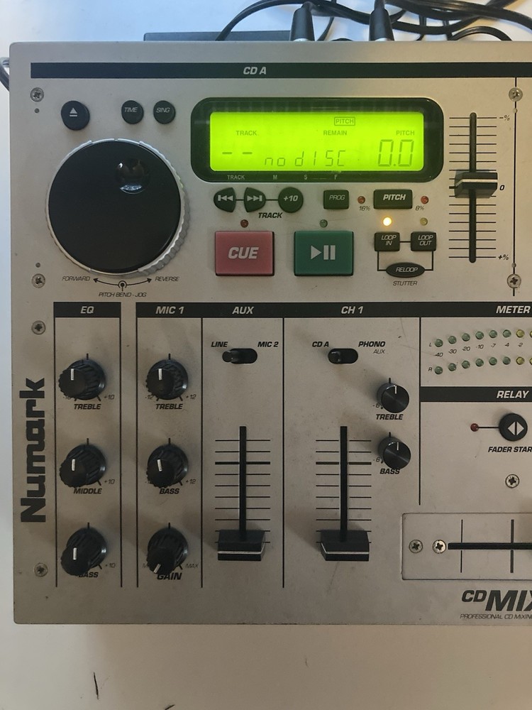 NUMARK CDMIX2 PROFESSIONAL CD MIXING CONSOLE