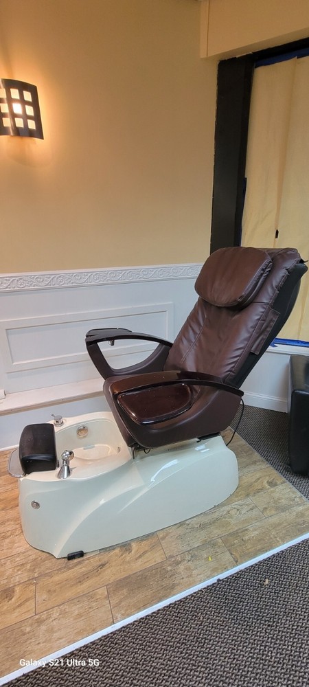 Pedicure Massage Chairs - used - in good condition