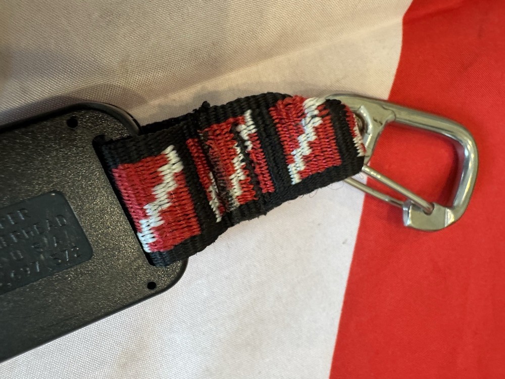 SCUBA REGULATOR CONSOLE CLIP BY INNOVATIVE SCUBA NICE!