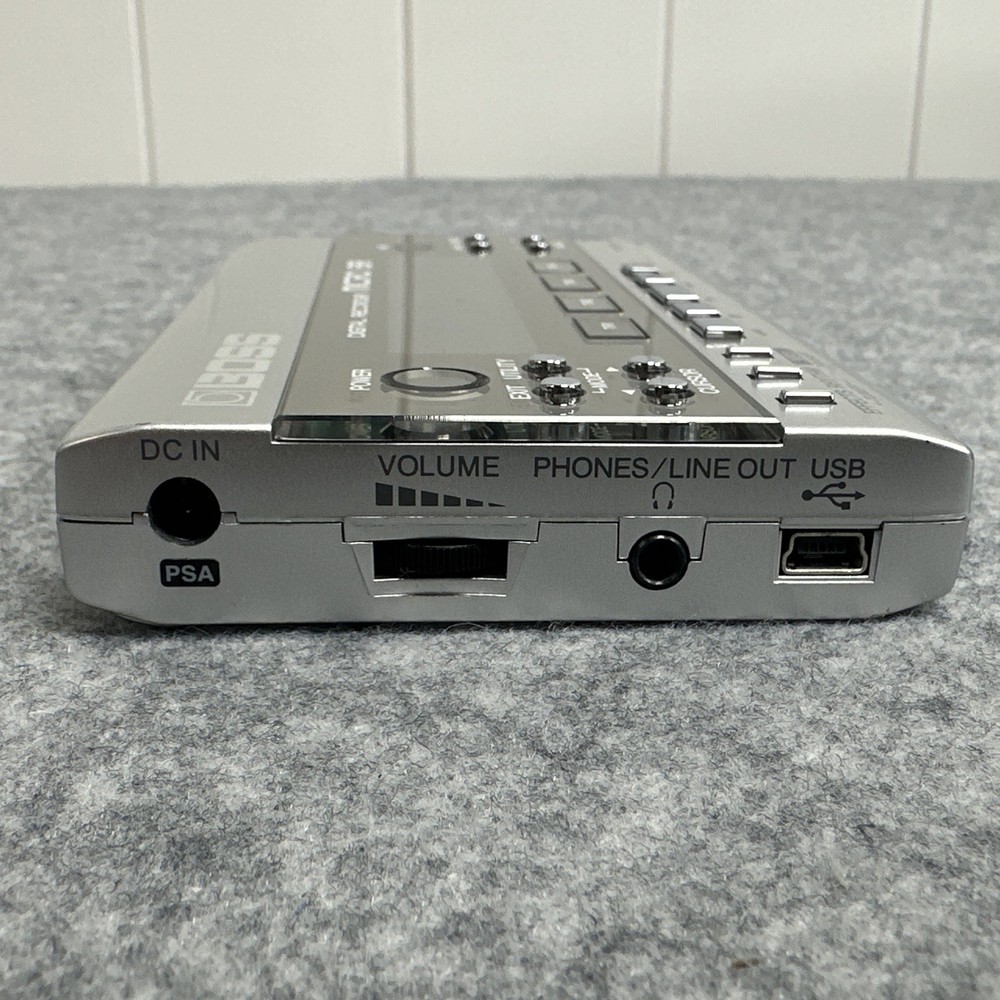 BOSS MICRO BR Multi 4 Track Recorder w/ Silicone Cover
