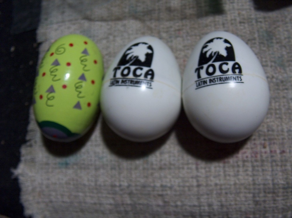 2   Toca Percussion Egg Shaker Latin Instruments