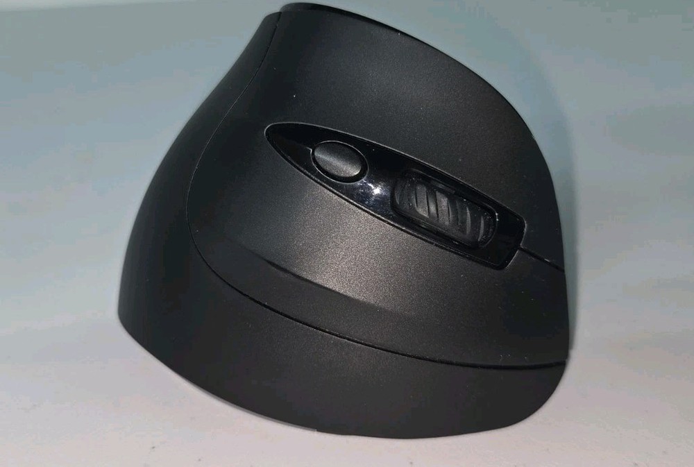 Ifyoo Wireless Vertical Mouse 2.4 GH