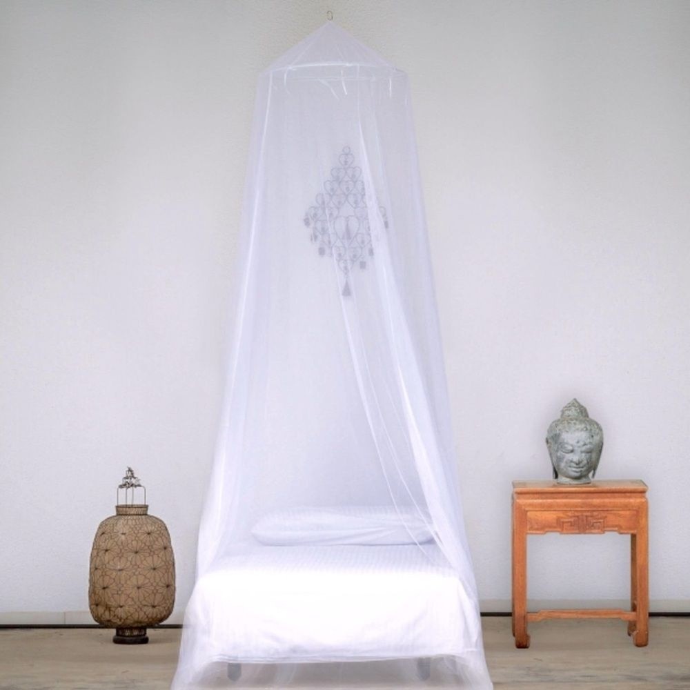 Single bed mosquito net for camping, beach