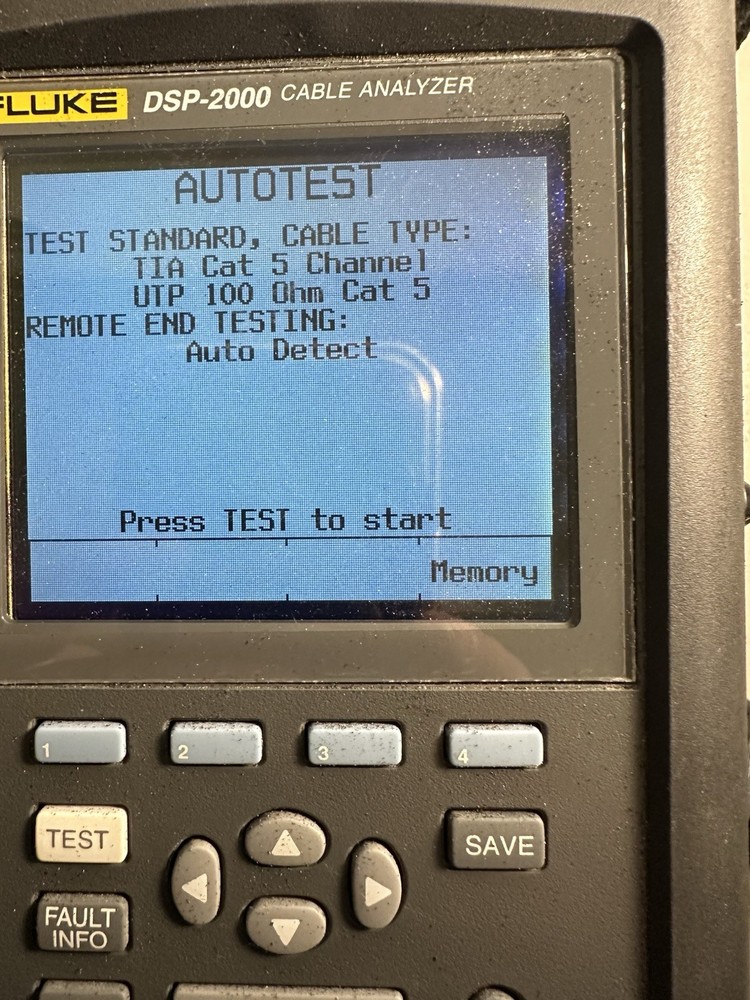 Fluke DSP-2000 Digital LAN Cable Analyzer & DSP-2000SR Smart Remote (read Desc)
