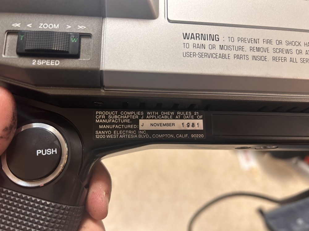 SANYO VSC-450 Betamax Camera Tested, Powers On