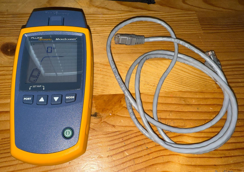 Fluke Networks Microscanner2  Cable Verifier - Cat5/Cat6/Coax