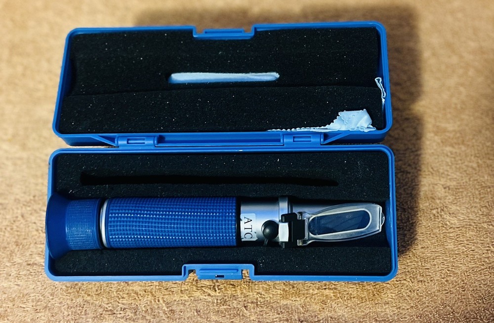 Agtec Portable Refractometer With Copper ATC (0-32 Brix)