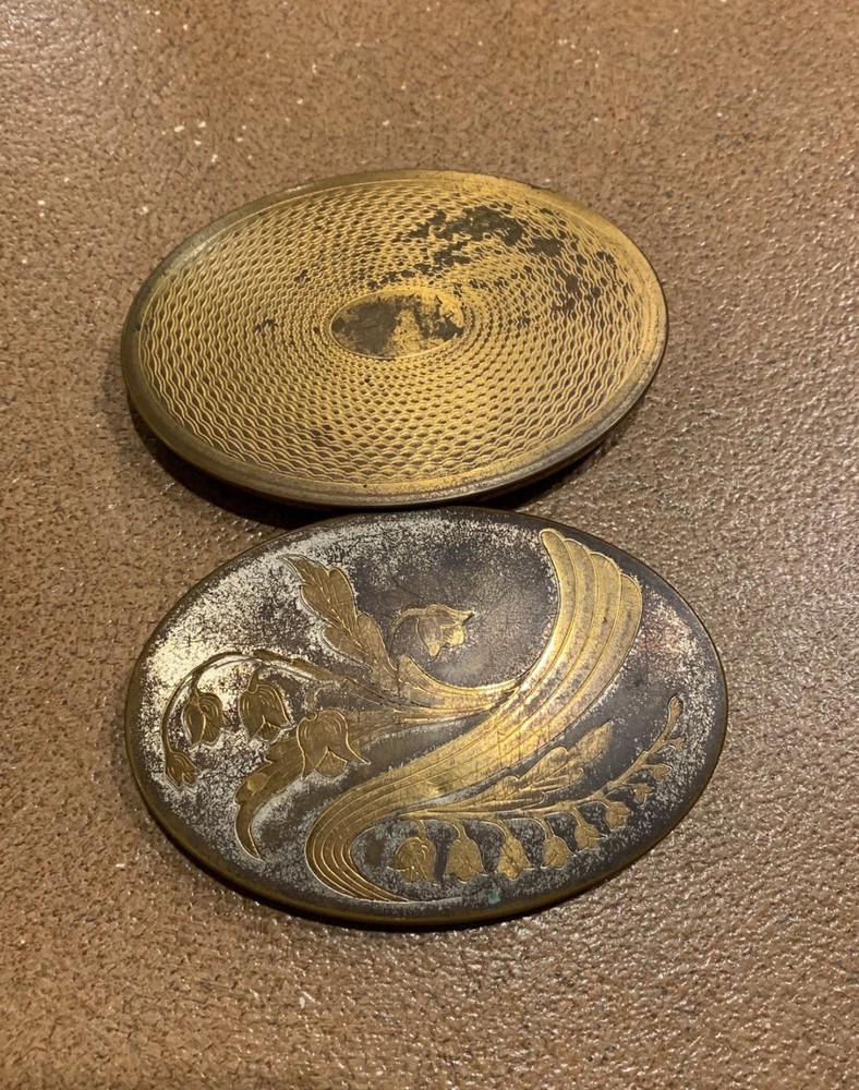 Neat Metal Tin Purse Keepsake