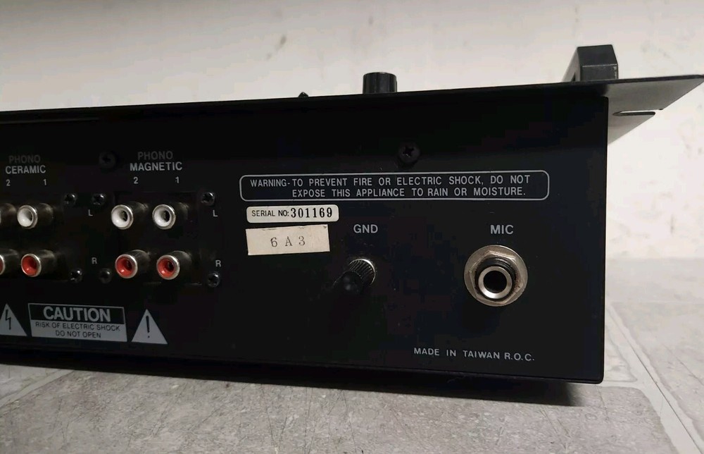 RADIOSHACK SSM-1000 Stereo Sound Mixer Echo Equalizer
