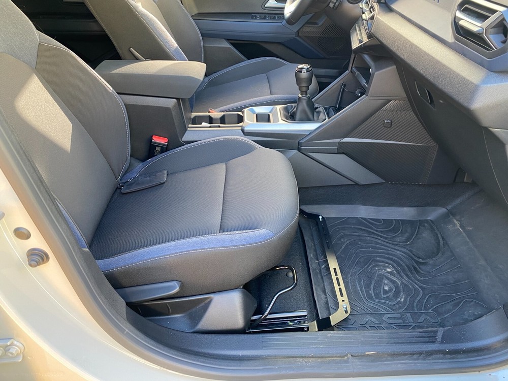 Fire Extinguisher Mount for Dacia Duster 3 - Bracket Holder, Easy Installation