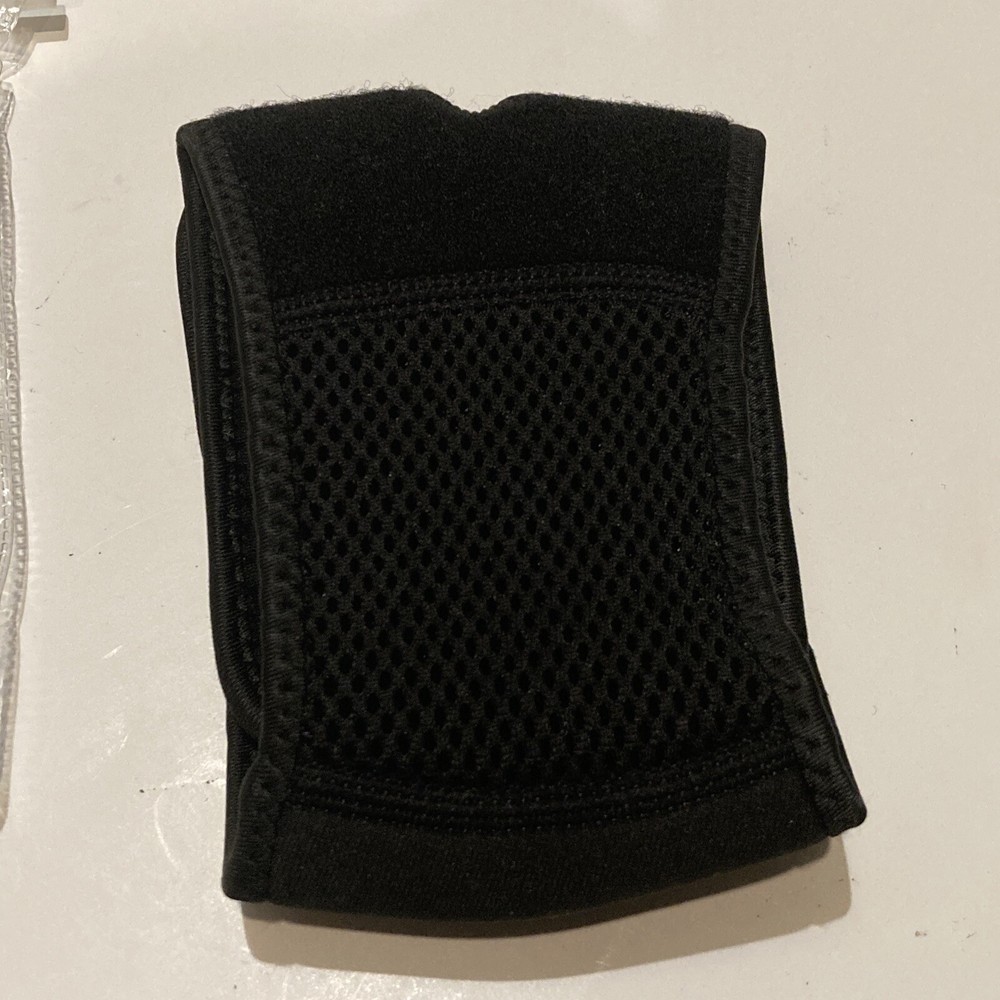 One Patellar Tendon Support Strap (Small/Medium), Knee Pain Relief Adjustable