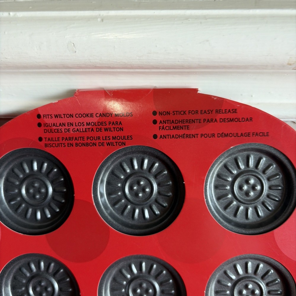 Wilton Sandwiched Cake Pan
