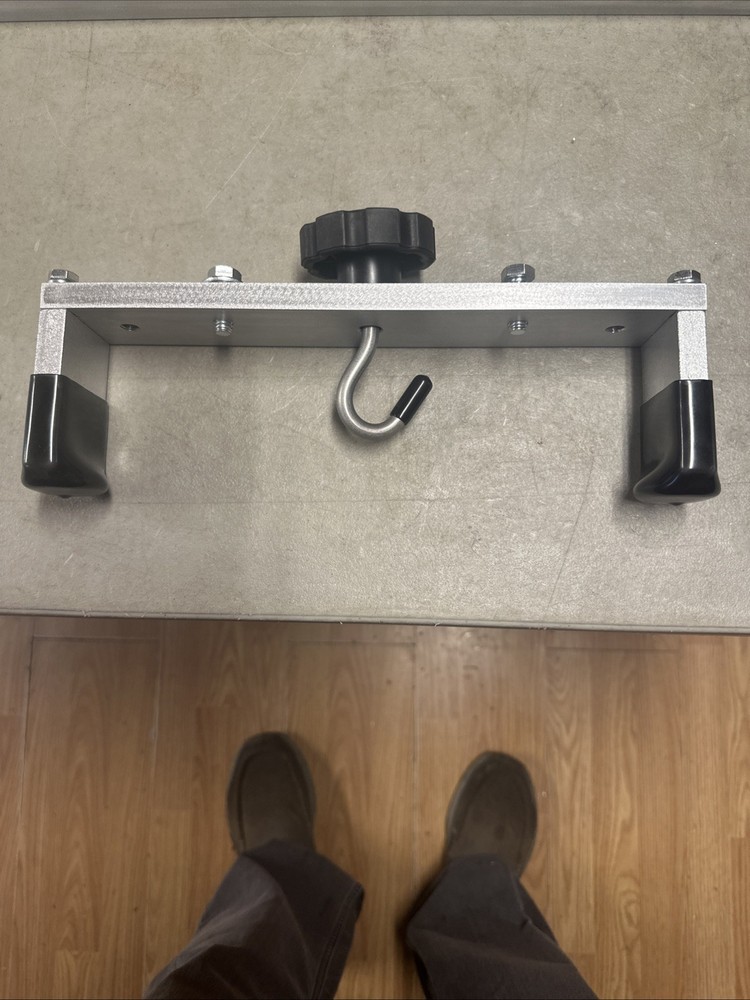 Universal Cleat Mount with J Hook And Knob