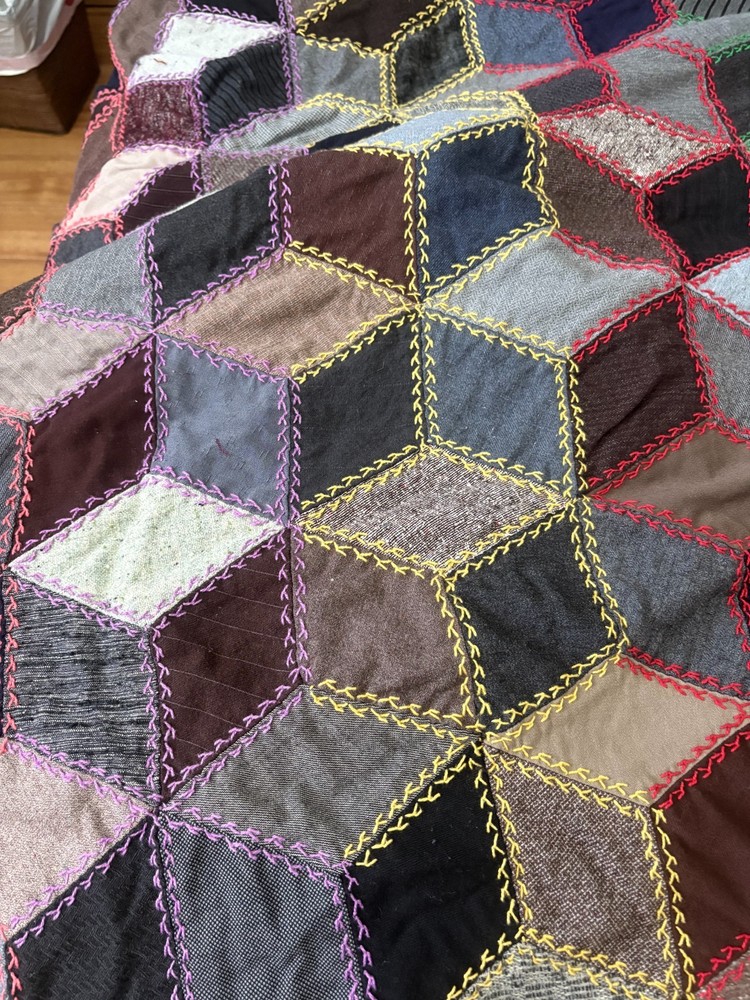 VTG Handmade Tumbling Block Pattern Quilt Baby Blocks Cubework Optical Illusion
