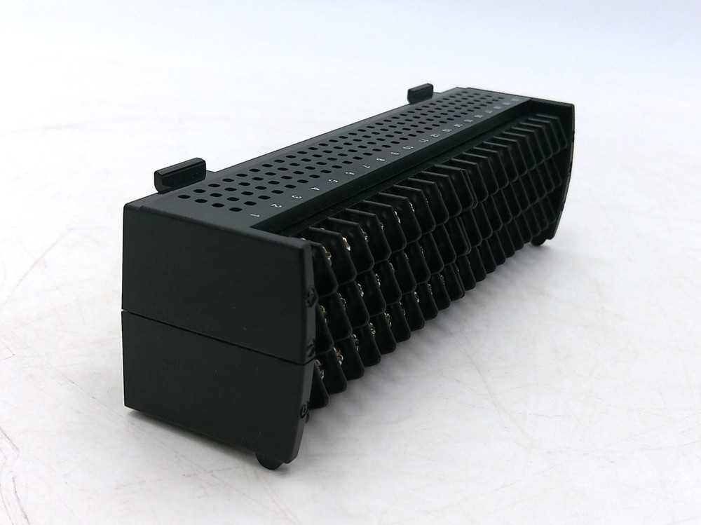 GRAPHTEC B-565 High-voltage high-precision terminal for GL840 R3558