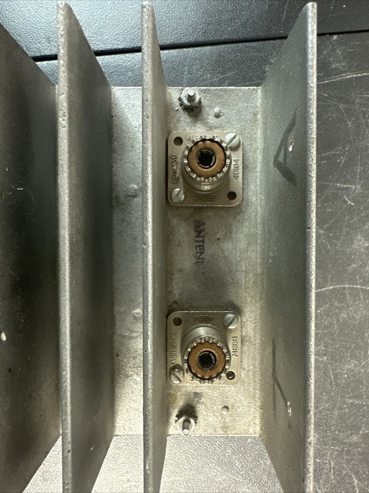 Paul Yoder WB3CEZ. +Dycomm- Model 10-0. Serial 10-520