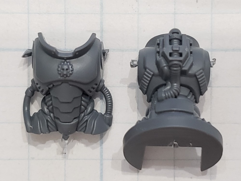 40k Space Marine Bits Repulsor Executioner Techmarine Gunner Armored Torso #140