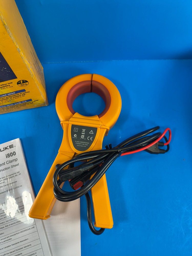 New Fluke i800 AC Current Clamp