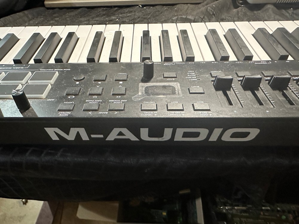 M-AUDIO Oxygen Pro 49 Key USB MIDI Controller, Beat Pads, DAW Integration