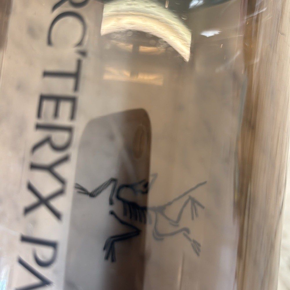 Arc'teryx x Nalgene Water Bottle in Smoke, 1 liter, NWOT