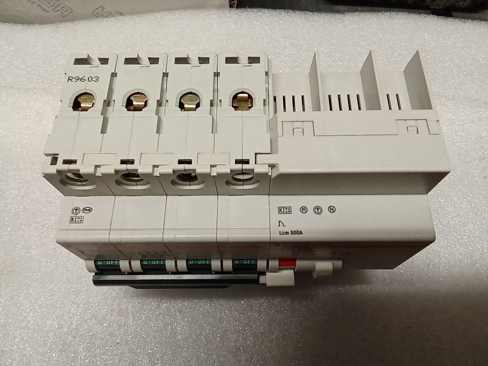 magnetothermal differential switch