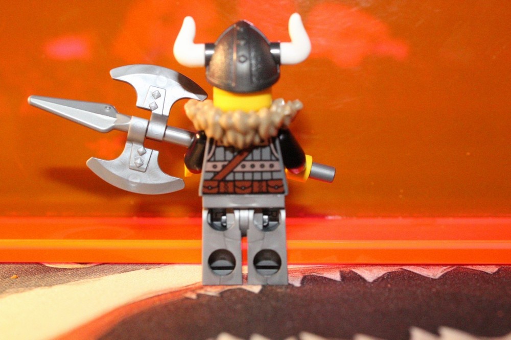 Lego Viking Battle Axemen