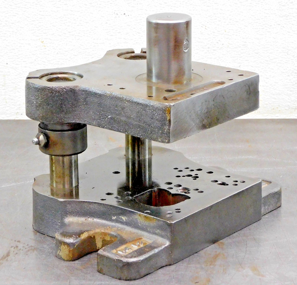 Standard 64D Precision Die Set Pneumatic Punch Press