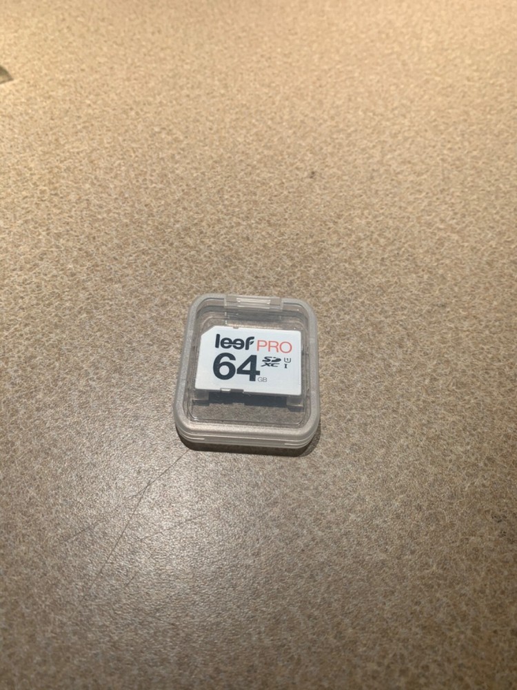 Leef PRO 64GB Class 10 SDXC SD Card
