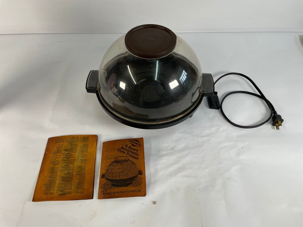 Vintage West Bend 4-Quart Automatic Corn Popper