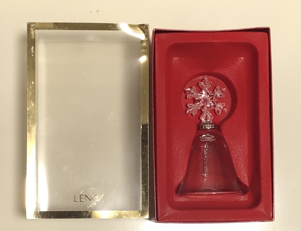 Lenox Snowflake Full Crystal 4.5” Bell