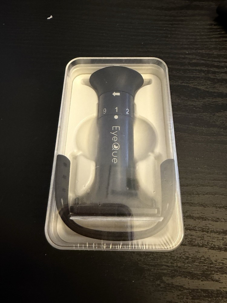 EyeQue Personal Vision Tracker Ophthalmic Refractometer Home Test Kit - Sealed