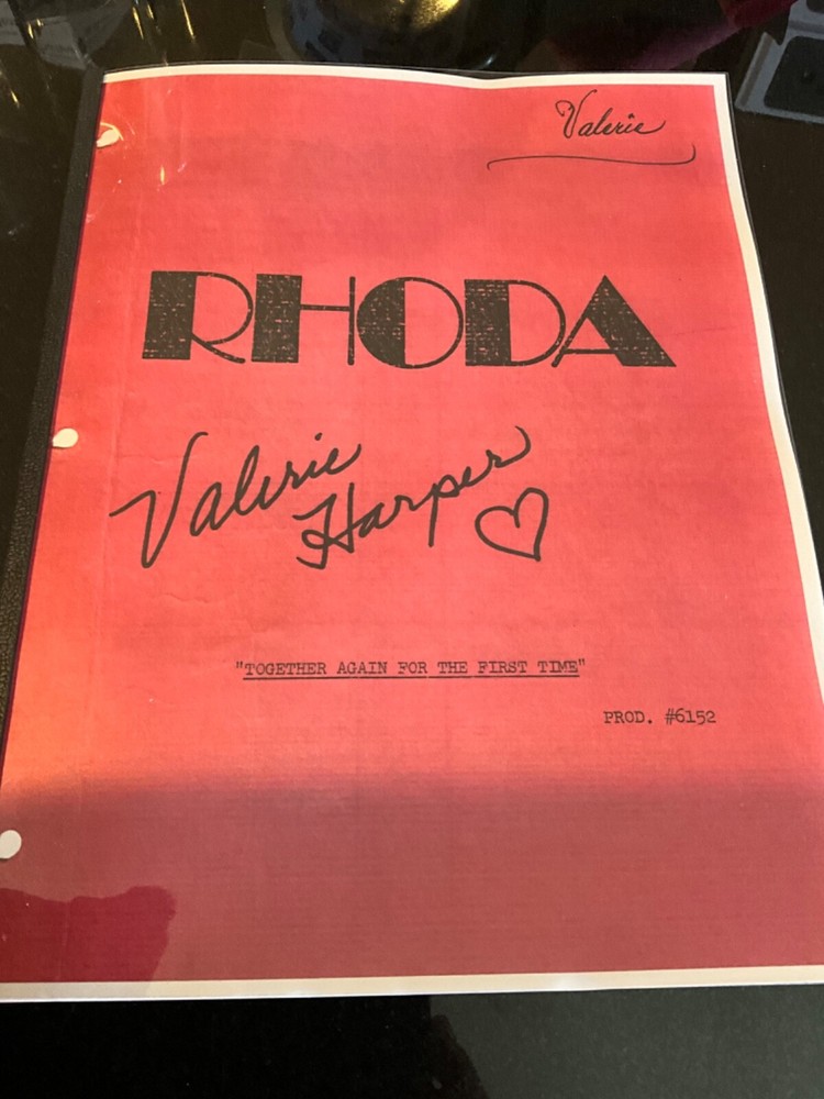 Original RHODA script + extra bonus script! VALERIE HARPER 1976