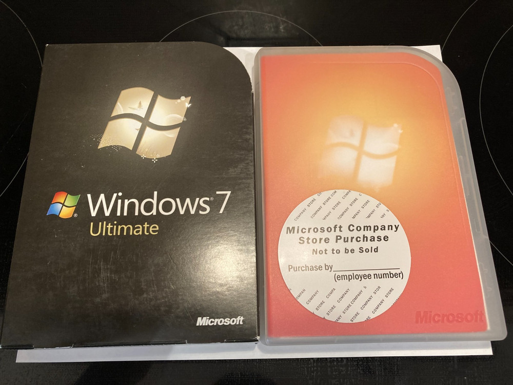 Microsoft Windows 7 Ultimate 32 Bit and 64 Bit DVDs Full Box Version (1 User)