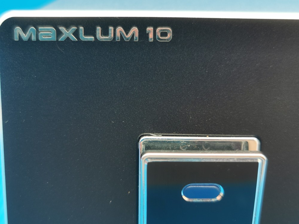 MAXLUM 10 Light Source 100W LED