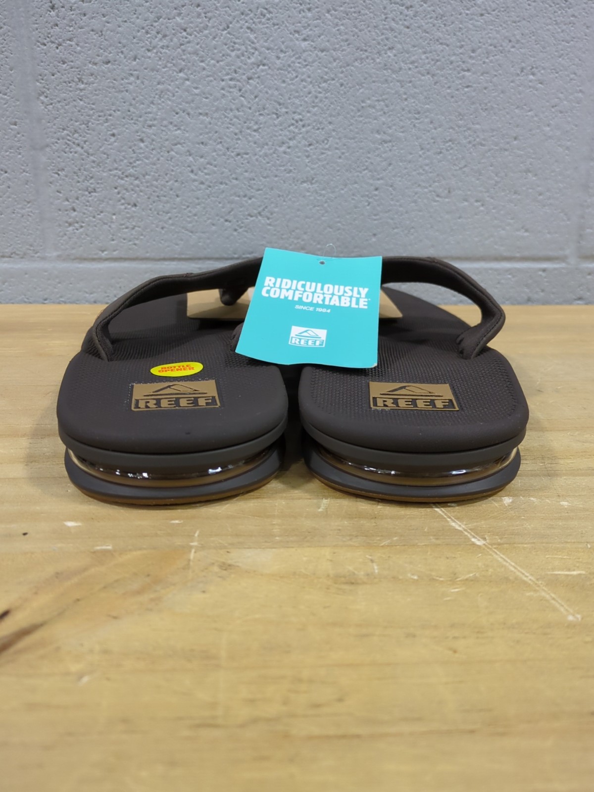 Reef Fanning Men's Flip Flops Sandals Bottle Opener Brown Size 9